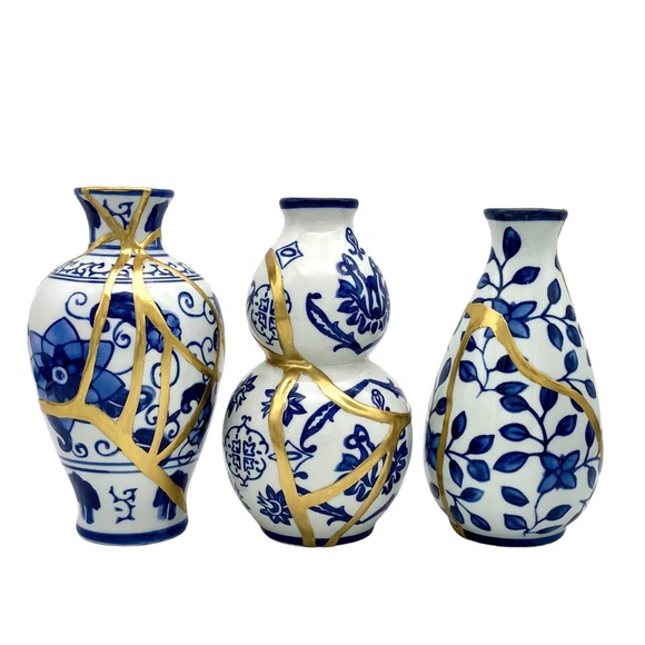 Kintsugi Vase Set Bombay Blue and White Porcelain Gold Crack Growth Gift - Picture 11 of 17